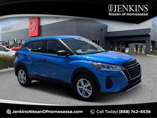 2025 Nissan Kicks S