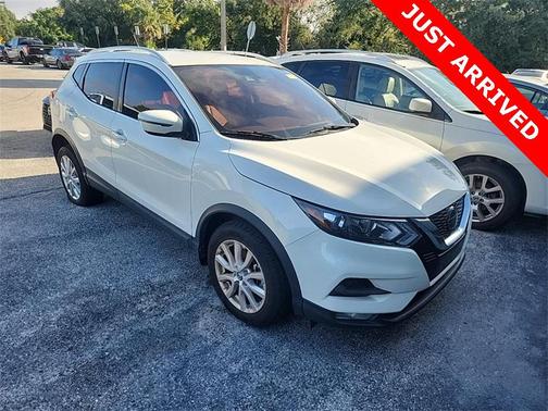 2021 Nissan Rogue Sport SV