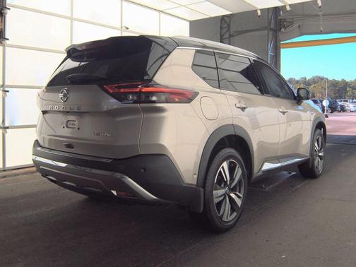 2021 Nissan Rogue Platinum