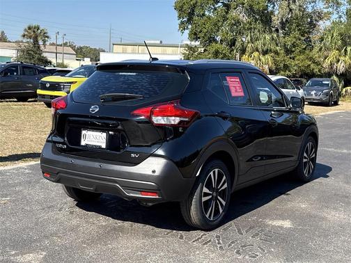 2020 Nissan Kicks SV