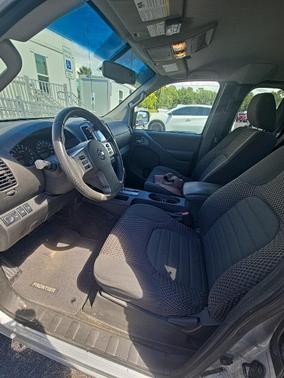2015 Nissan Frontier SV