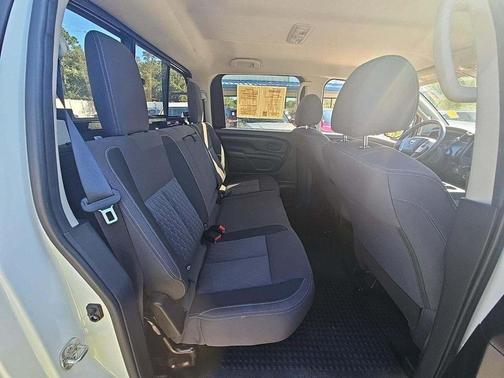 2022 Nissan Titan S