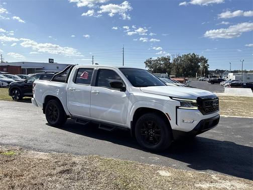2023 Nissan Frontier SV
