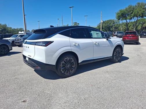 2025 Nissan Murano Platinum