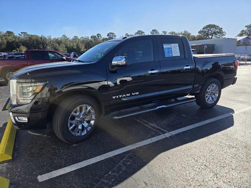 2020 Nissan Titan SL