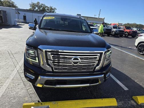 2020 Nissan Titan SL