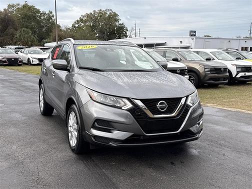 2020 Nissan Rogue Sport SV