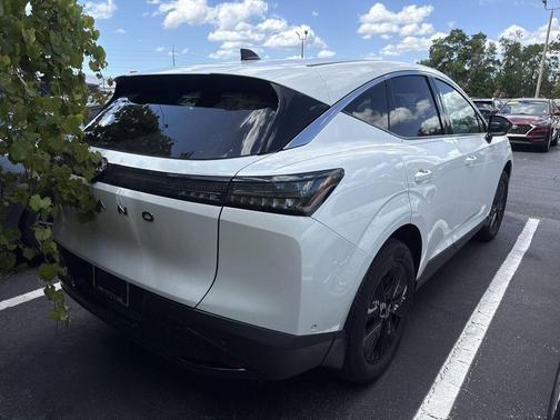 Everest White Pearl Tricoat 2025 Nissan Murano SV