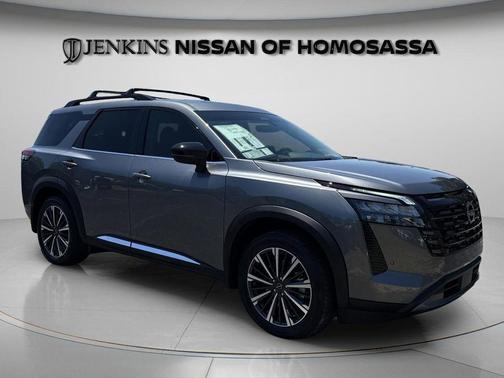 Gun Metallic 2026 Nissan Pathfinder Platinum