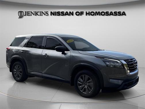 2024 Nissan Pathfinder S 4WD