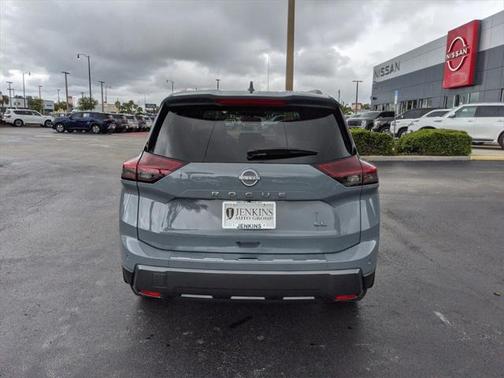 2025 Nissan Rogue SL