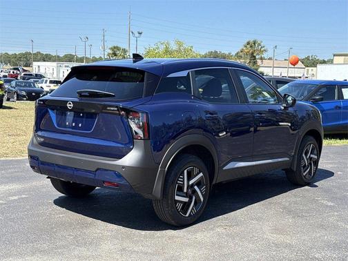 Deep Blue Pearl 2026 Nissan Kicks SV