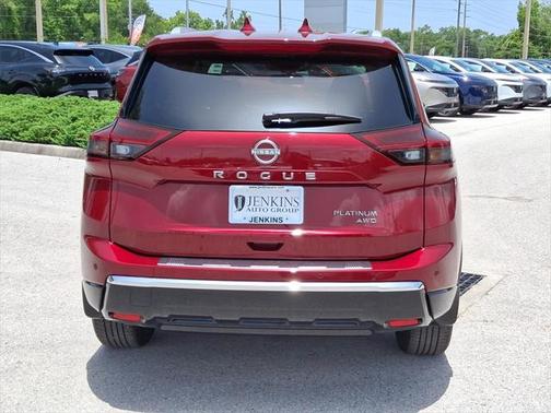 2025 Nissan Rogue Platinum