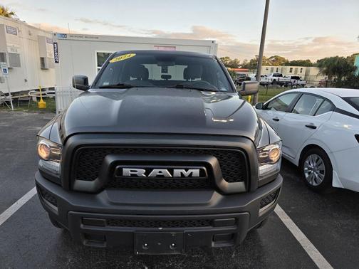 2024 RAM 1500 Classic Warlock Crew Cab 4x2 5'7' Box