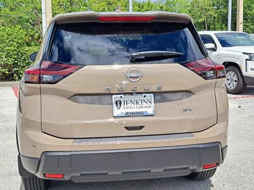 2024 Nissan Rogue SV