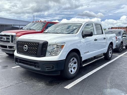 2017 Nissan Titan S