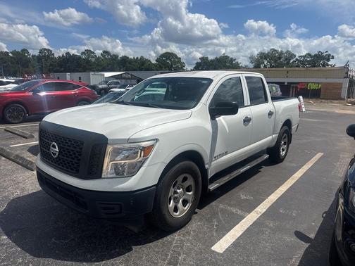 2017 Nissan Titan S
