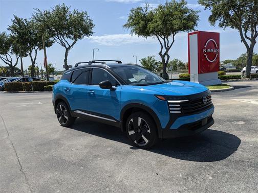 2025 Nissan Kicks SR