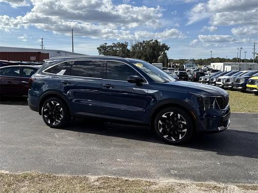 2024 Kia Sorento SX