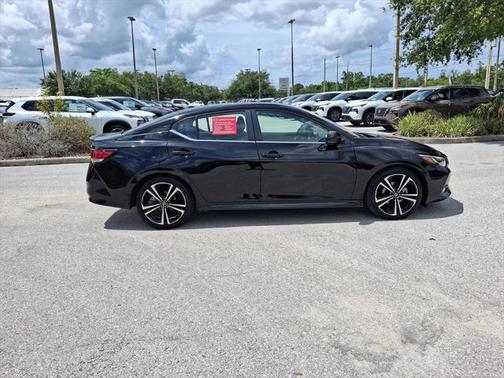 2022 Nissan Sentra SR