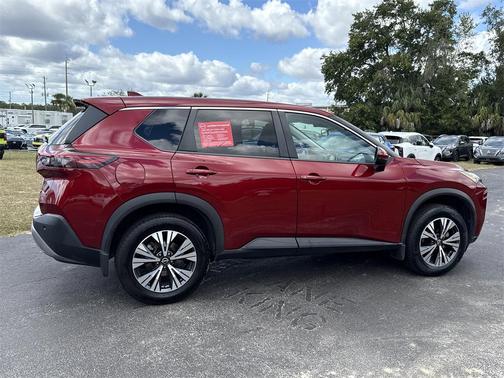 2022 Nissan Rogue SV