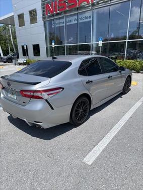 2020 Toyota Camry SE