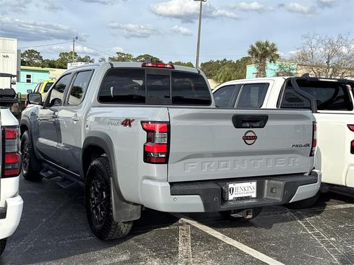 2022 Nissan Frontier PRO-4X