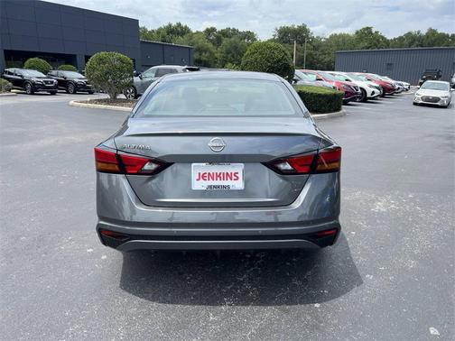 2025 Nissan Altima S FWD