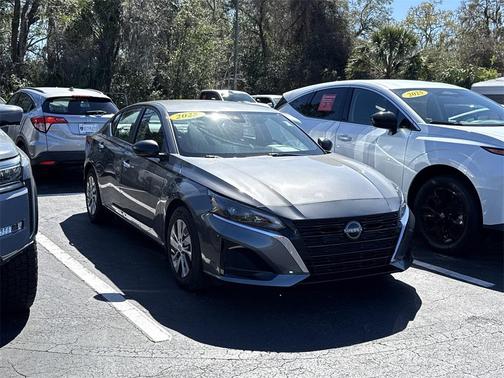 2025 Nissan Altima S FWD