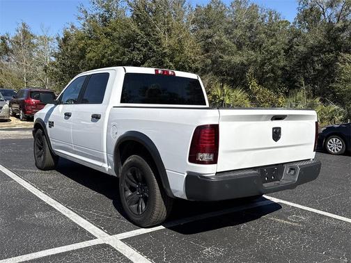 2024 RAM 1500 Classic Warlock Crew Cab 4x2 5'7' Box