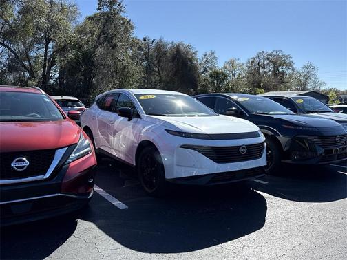 2025 Nissan Murano SV