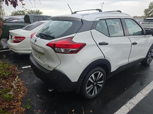 2020 Nissan Kicks SV