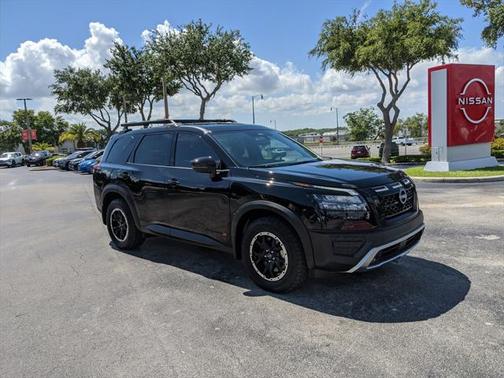 2025 Nissan Pathfinder Rock Creek 4WD