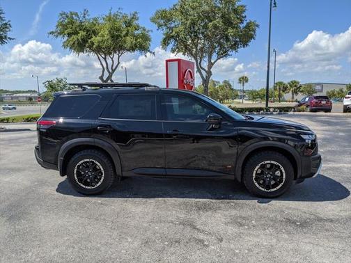 2025 Nissan Pathfinder Rock Creek 4WD