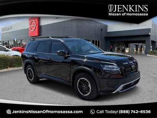 2025 Nissan Pathfinder Rock Creek 4WD