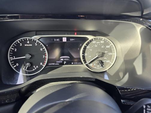 2023 Nissan Pathfinder SL FWD