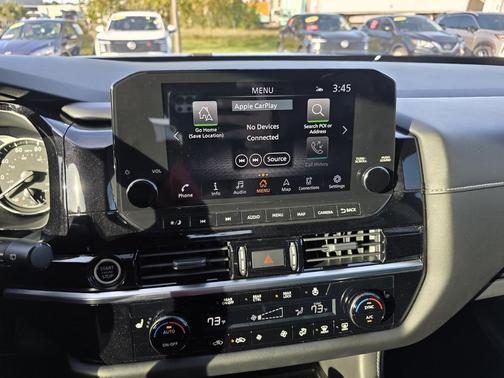 2023 Nissan Pathfinder SL FWD