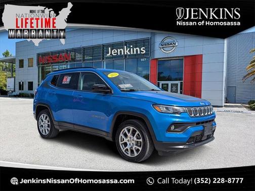 2022 Jeep Compass Latitude Lux