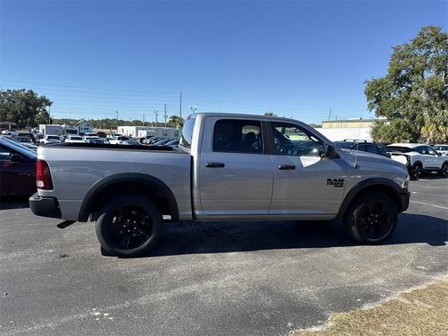 2024 RAM 1500 Classic Warlock Crew Cab 4x4 5'7' Box