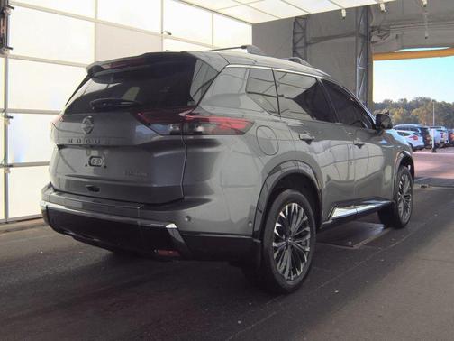 2024 Nissan Rogue Platinum