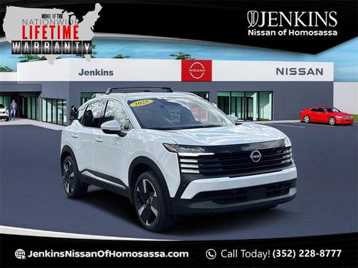 2025 Nissan Kicks SR