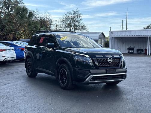 2024 Nissan Pathfinder Rock Creek 4WD