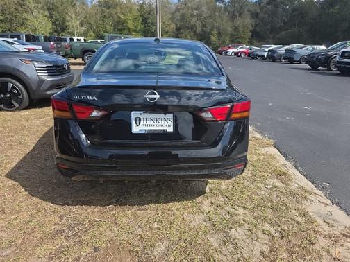 2025 Nissan Altima S FWD