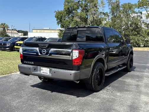 2017 Nissan Titan Platinum Reserve