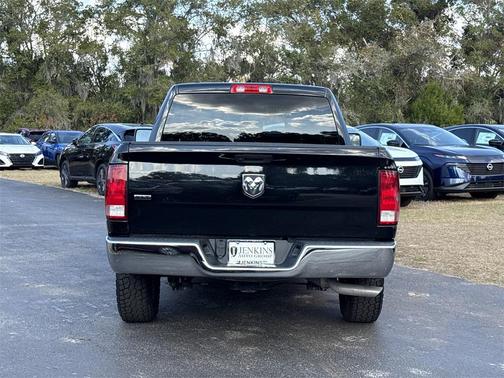 2024 RAM 1500 Classic SLT