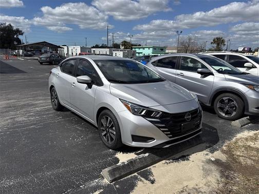 2024 Nissan Versa 1.6 SV