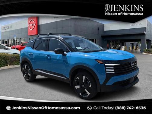 2025 Nissan Kicks SR
