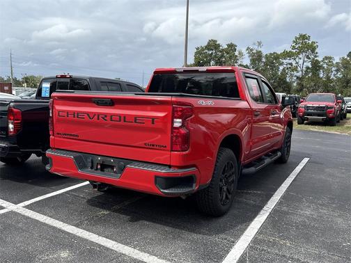 2022 Chevrolet Silverado 1500 Custom