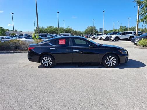 2023 Nissan Altima S FWD