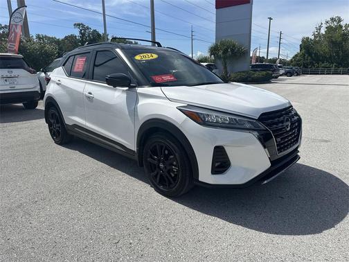 2024 Nissan Kicks SR
